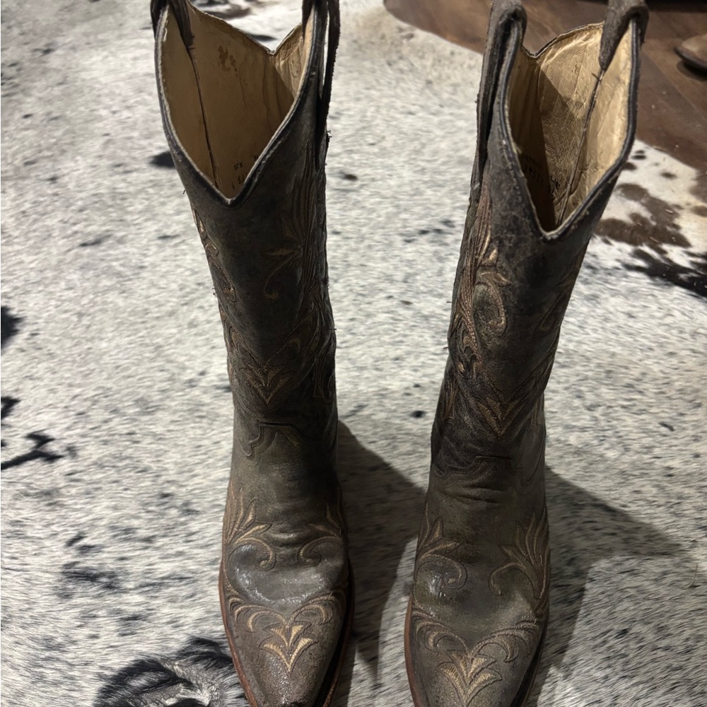 Circle G Dark Brown Heeled Boots